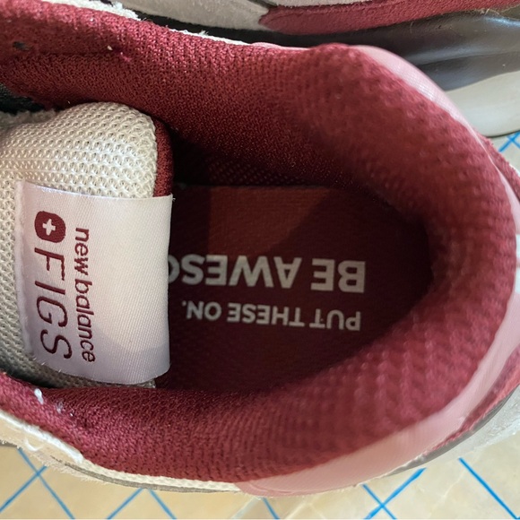 FIGS New Balance Women’s Shoes - Burgundy and White - Picture 5 of 8
